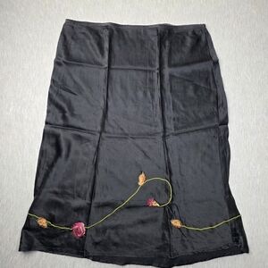 Piper Ewan Black Skirt with Floral Embroidery Size Small
